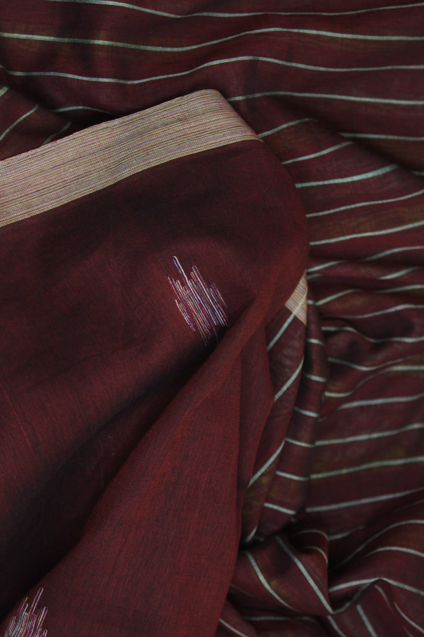 Maroon Jamdani Butis Handloom Premium Cotton Saree