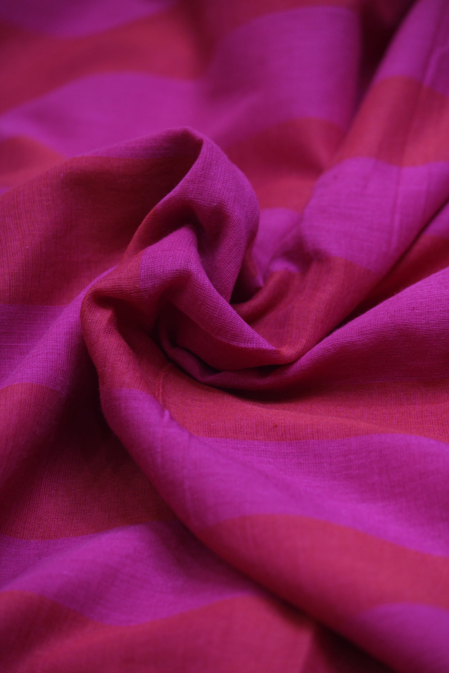 Red Pink Handloom Mul Cotton Saree