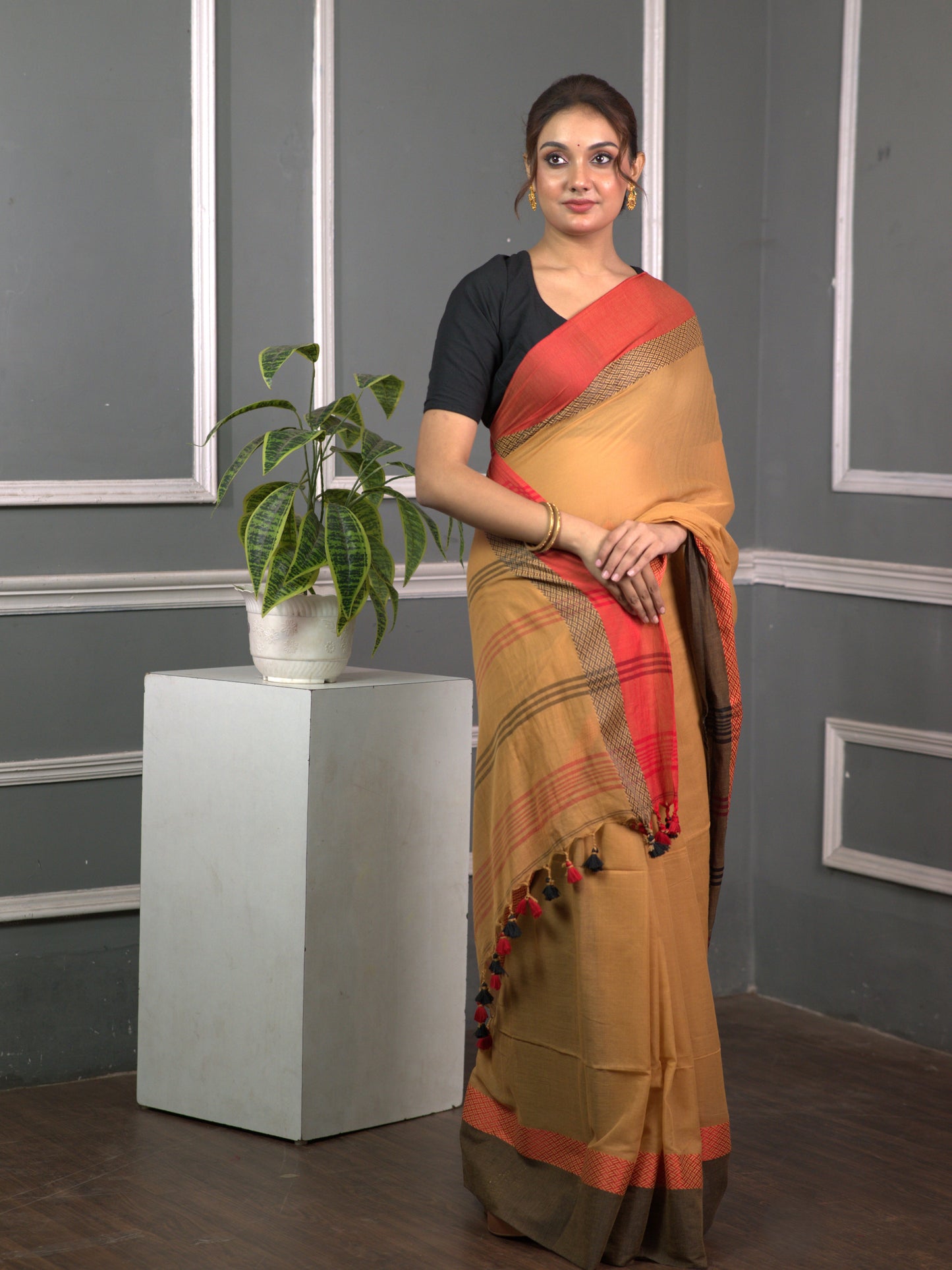 Sandalwood and Red, Gray Pure Mul Mul Saree