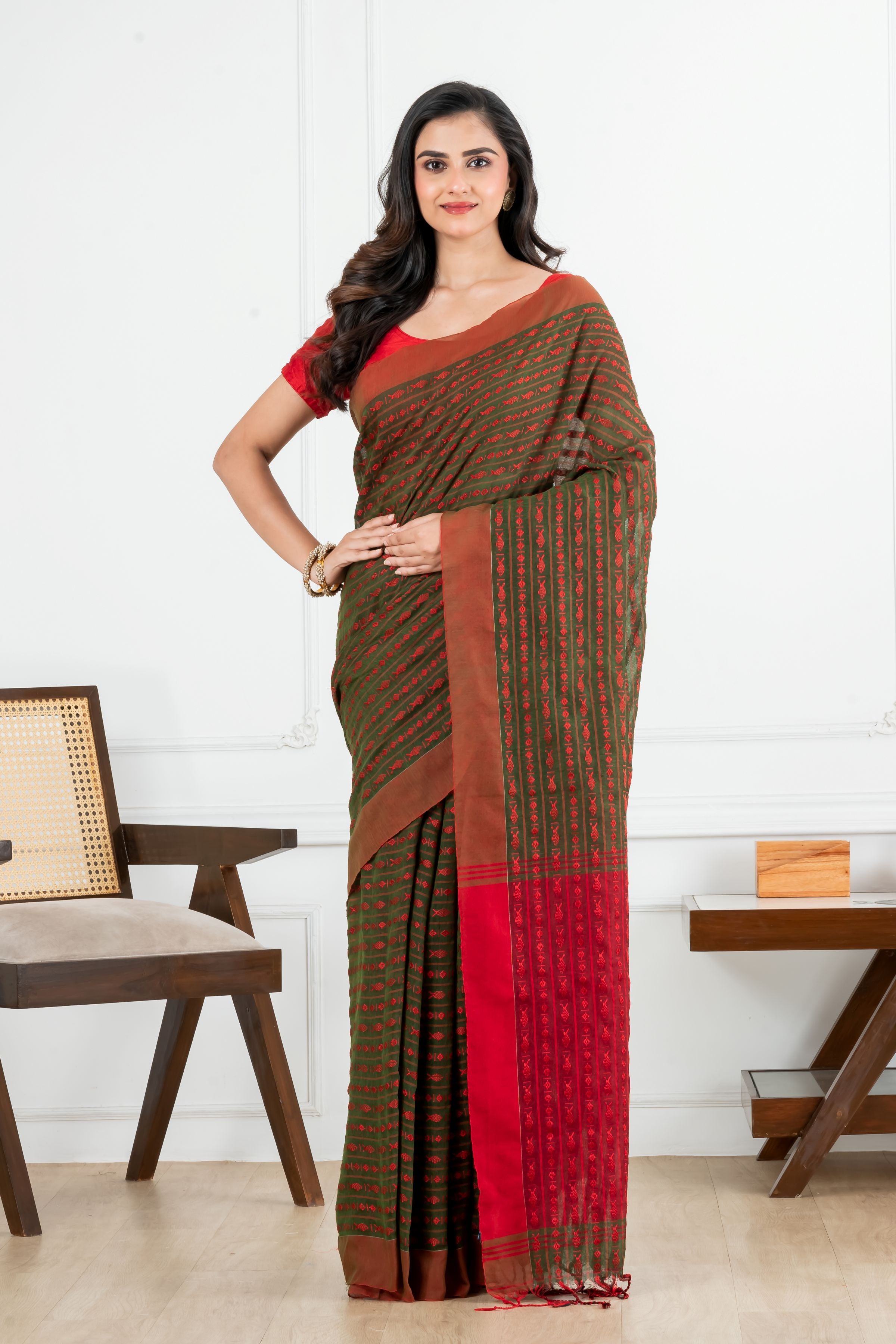 Green and Red Fish Motifs Cotton Saree