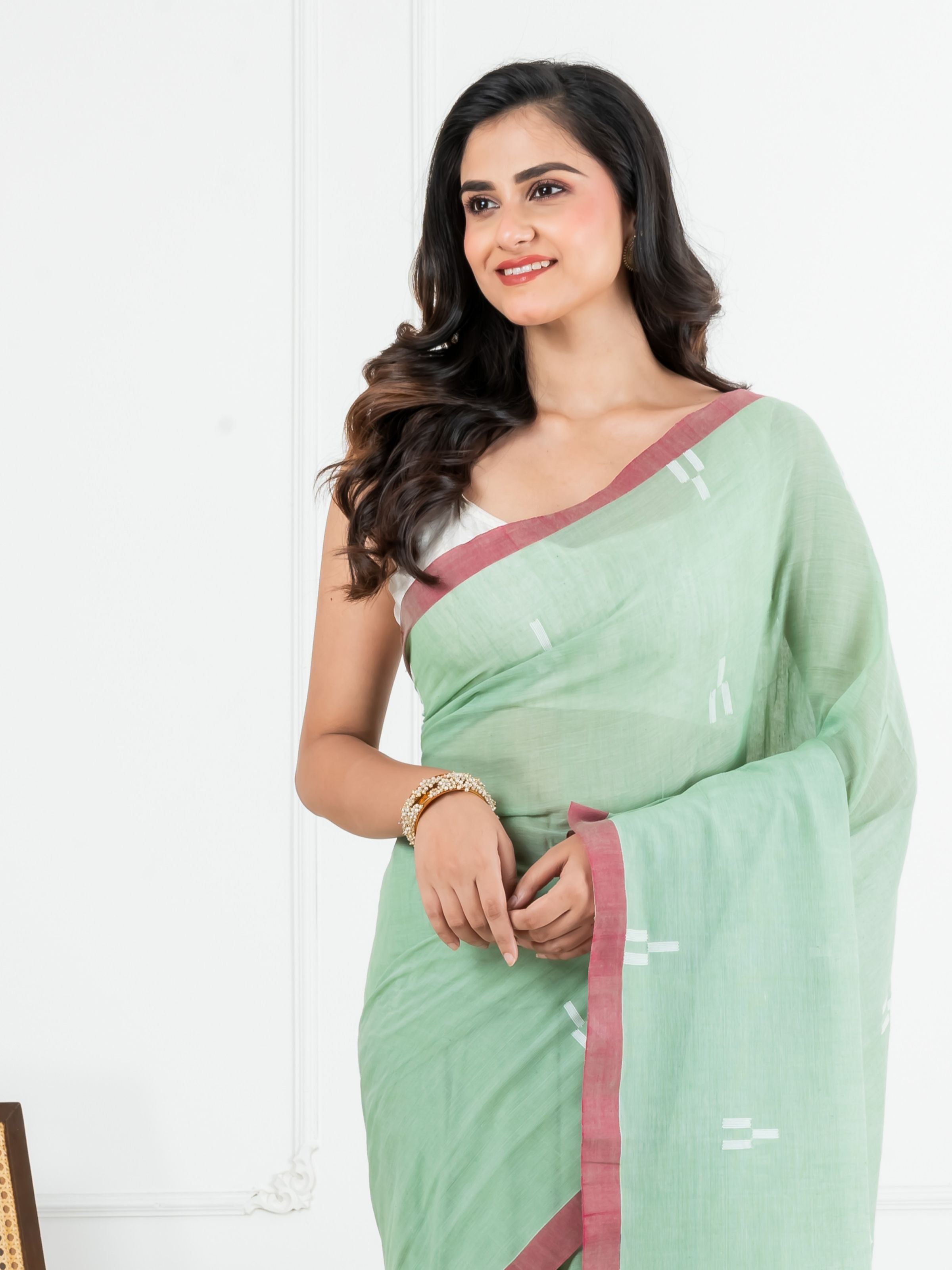 Premium Handloom Light Green Small Motifs Cotton Saree