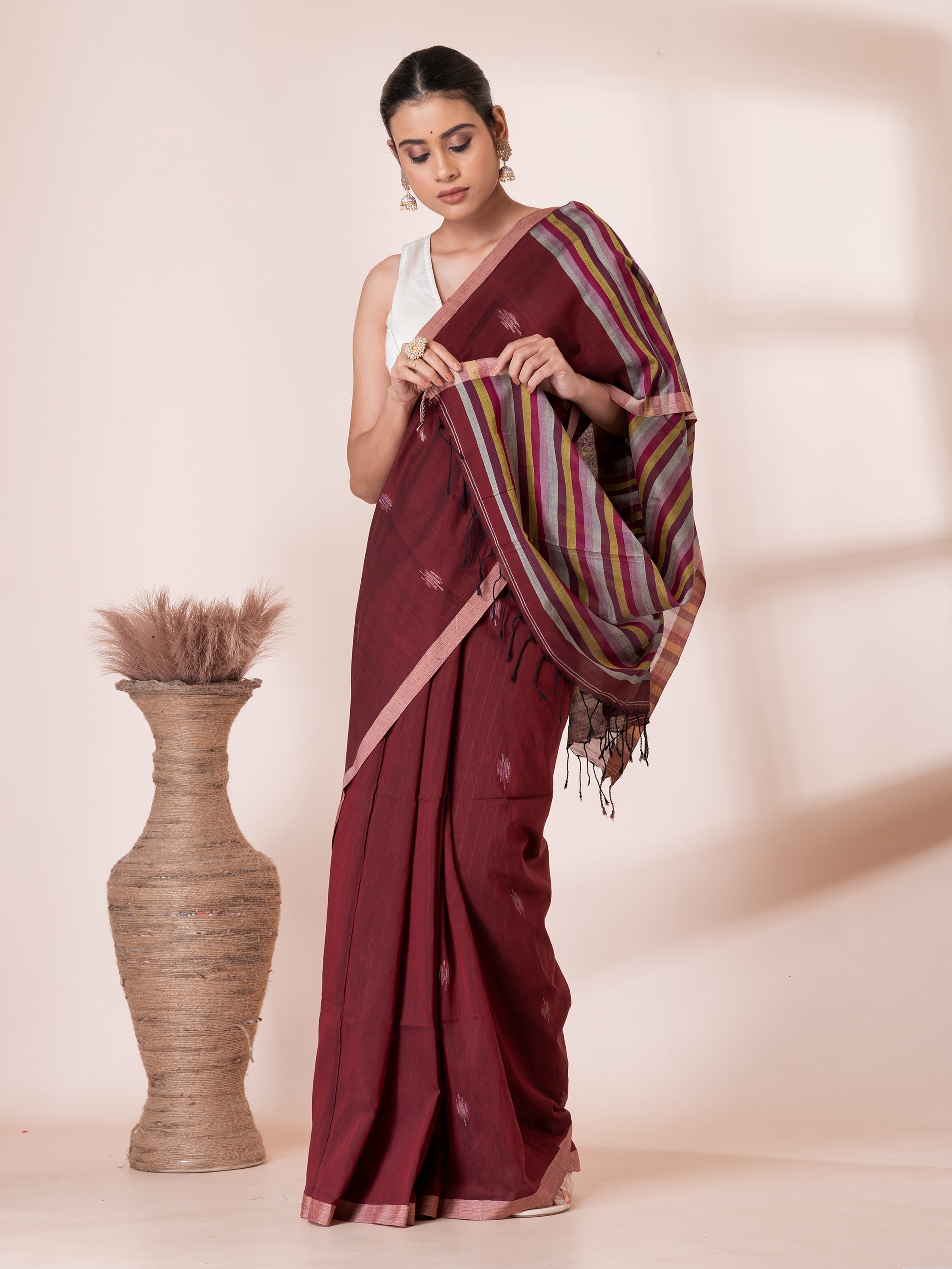 Maroon Jamdani Butis Handloom Premium Cotton Saree