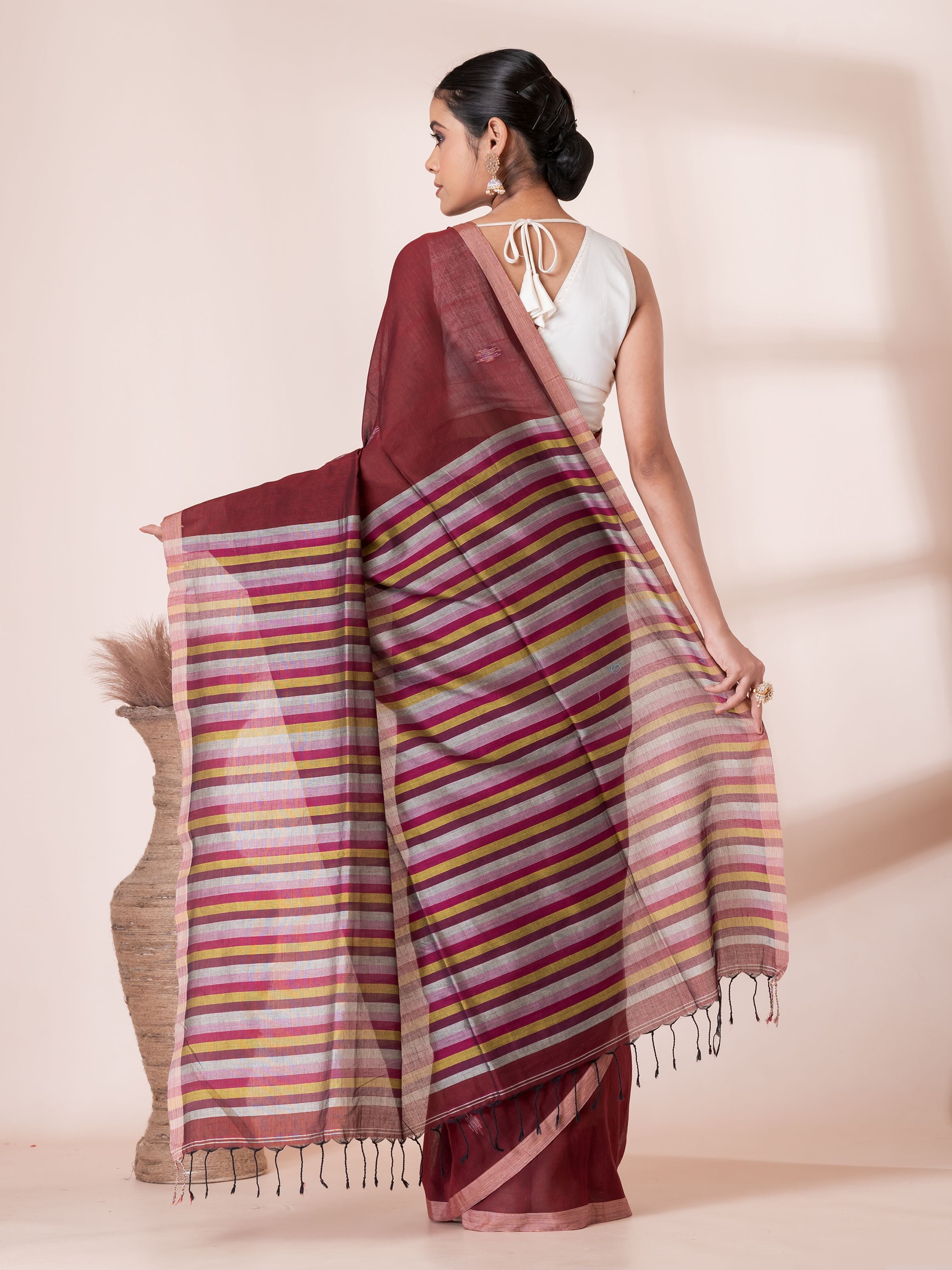 Maroon Jamdani Butis Handloom Premium Cotton Saree