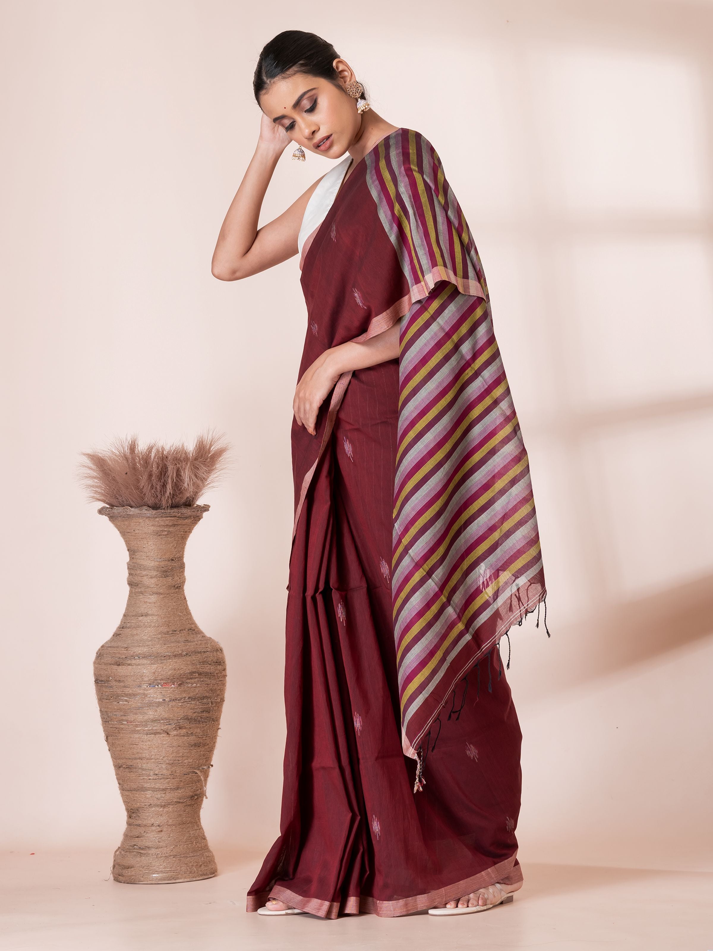 Maroon Jamdani Butis Handloom Premium Cotton Saree