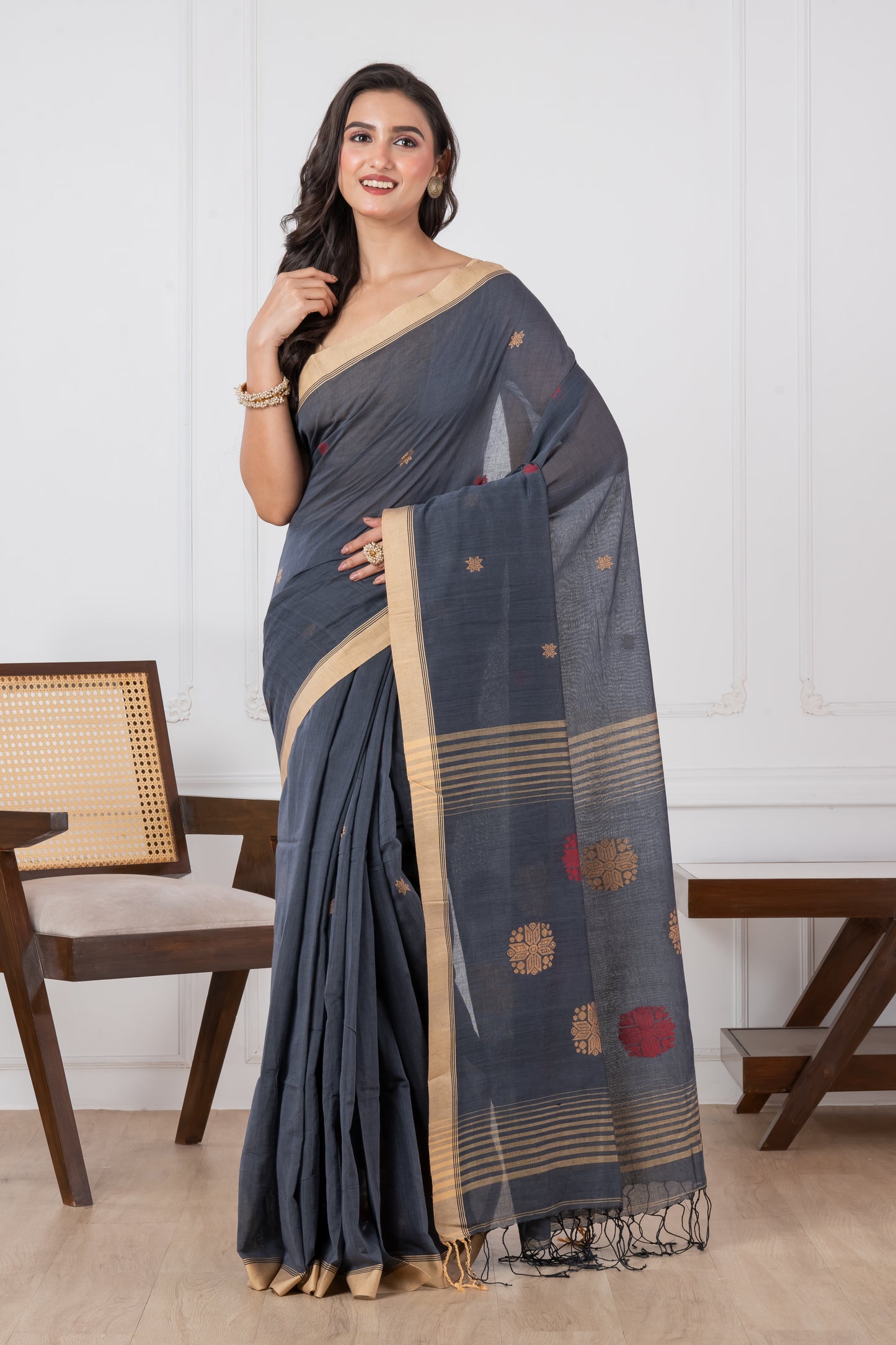 Premium Handloom Gray, Red & Yellow Cotton Saree