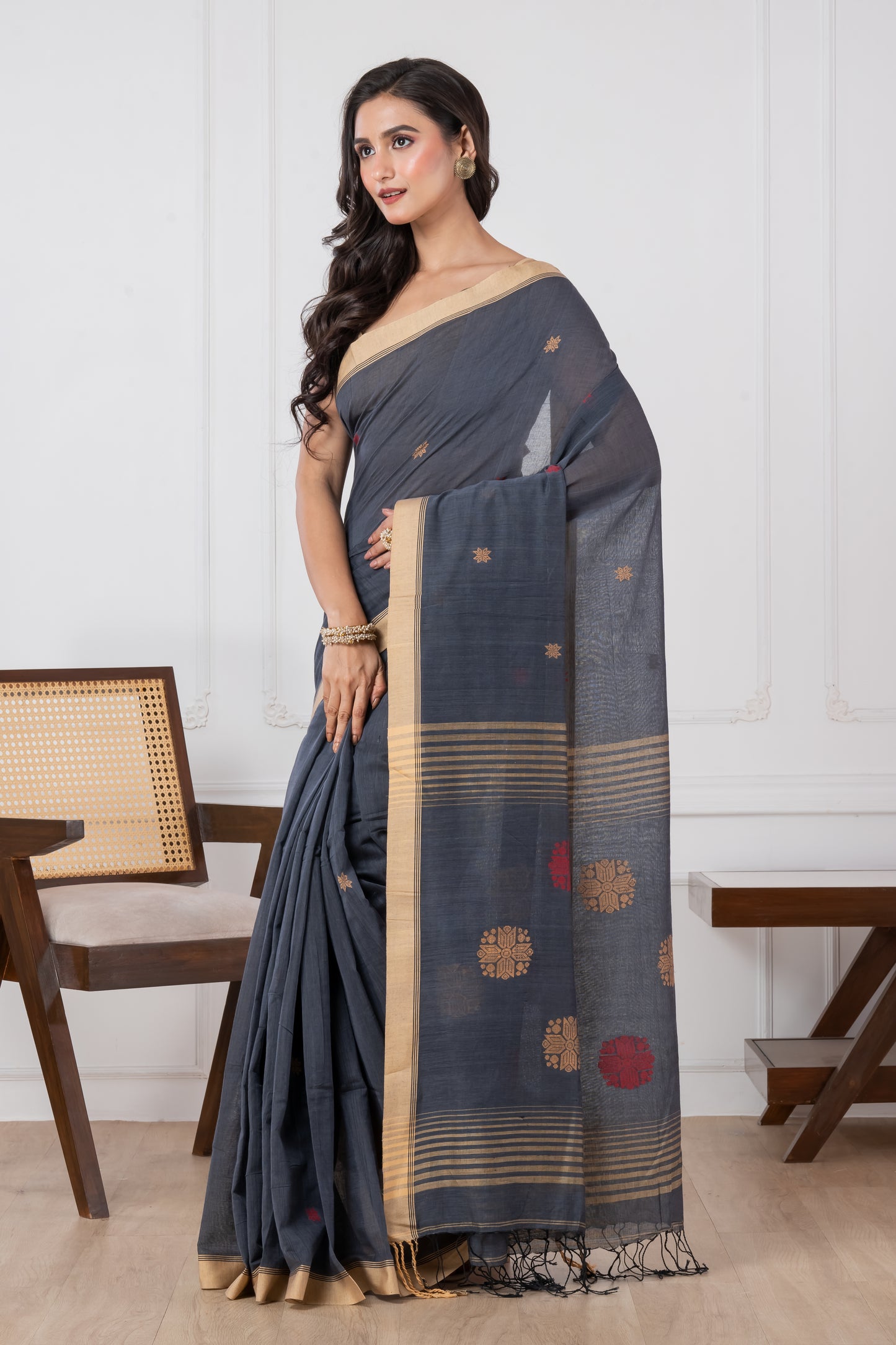 Premium Handloom Gray, Red & Yellow Cotton Saree