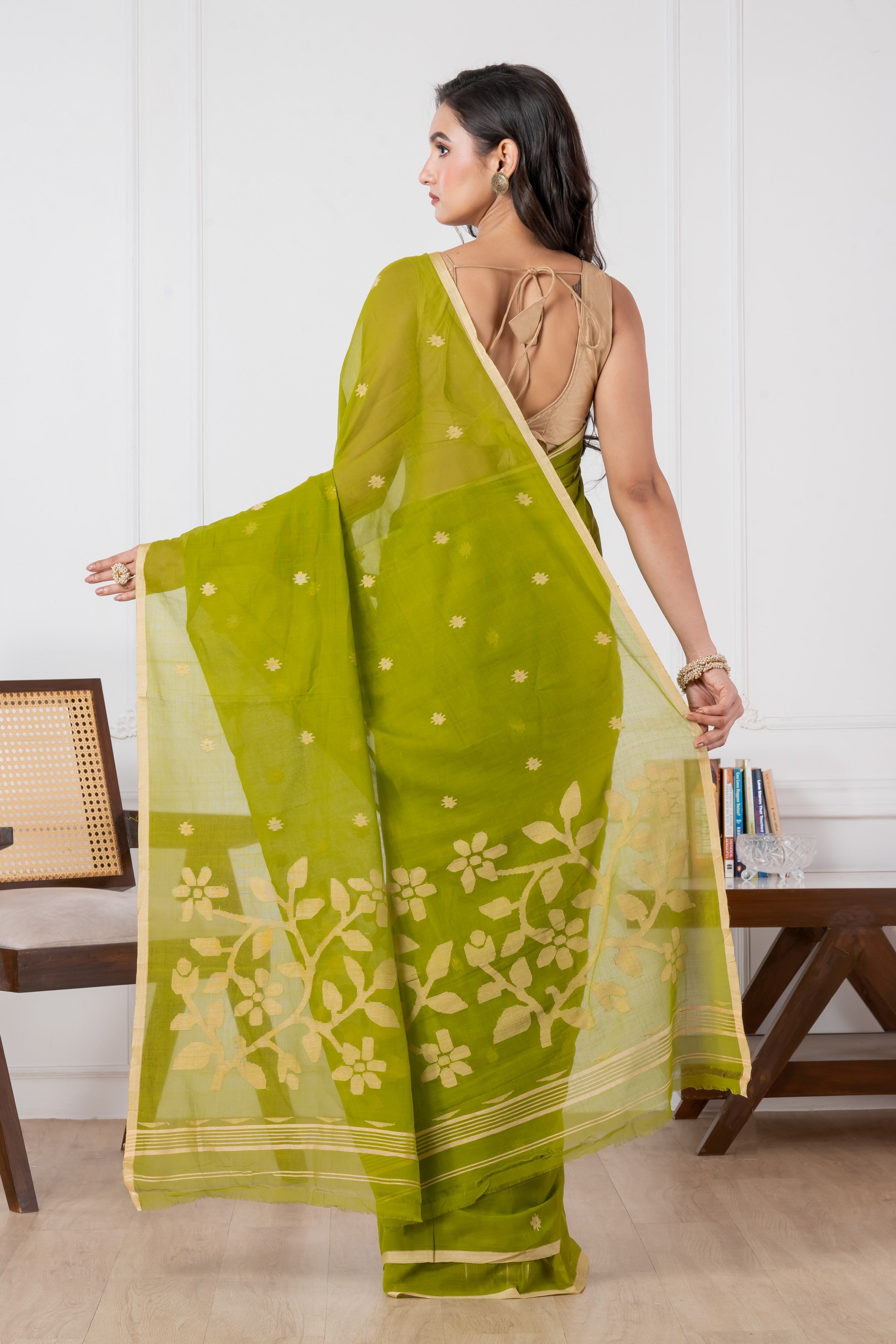 Premium Handloom Avocado Green Flower Motif Jamdani Cotton Saree