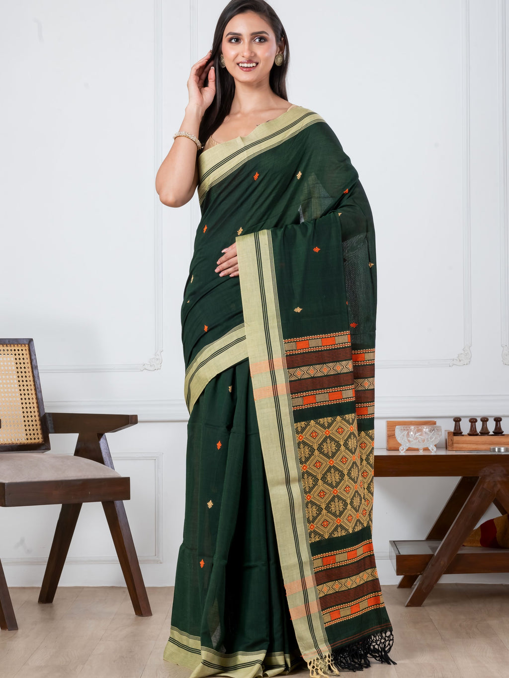 Premium Handloom Mercerized Bottle Green Cotton Bomkai Saree
