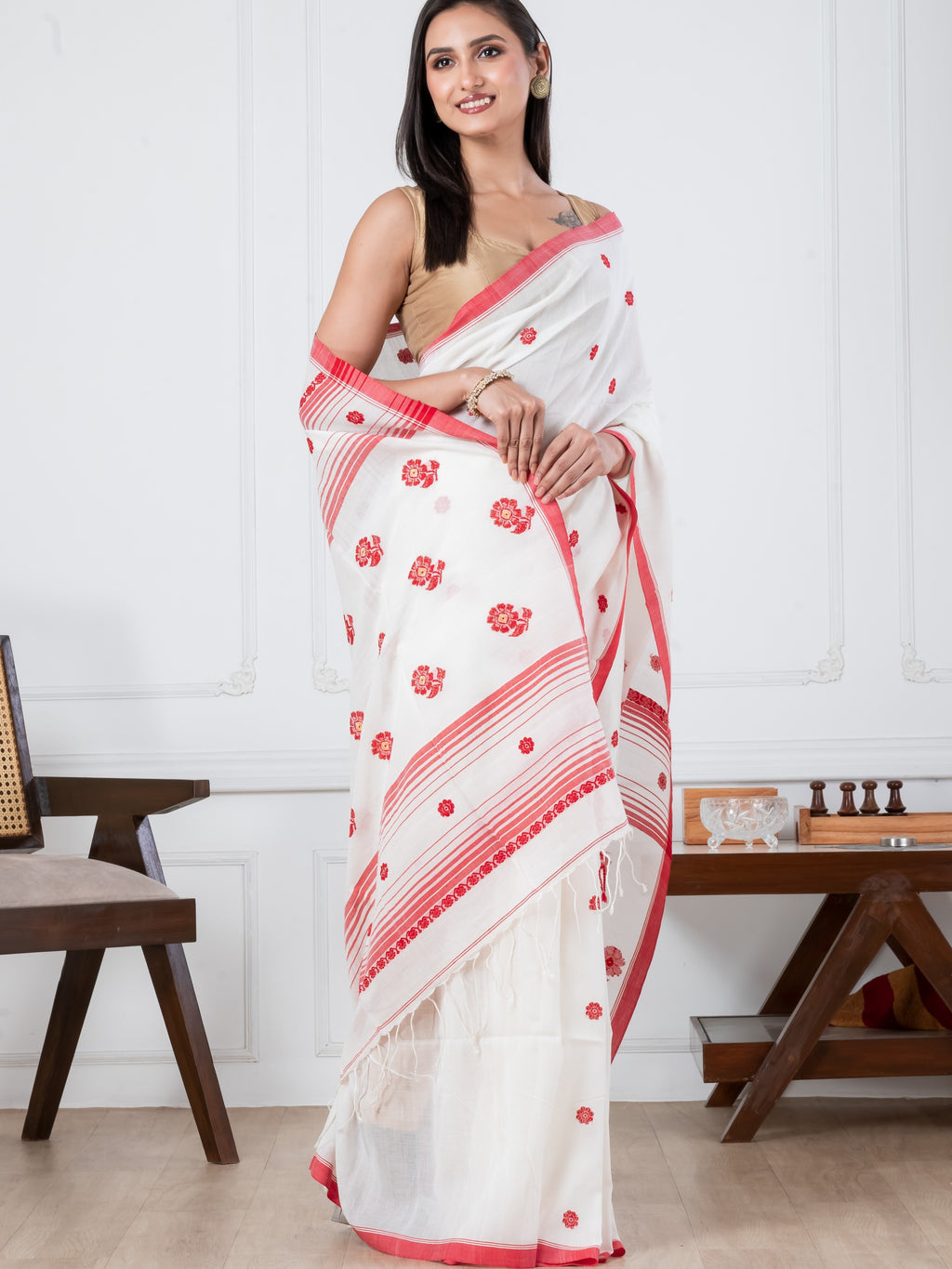 Premium Handloom Mercerized Red White Cotton Saree