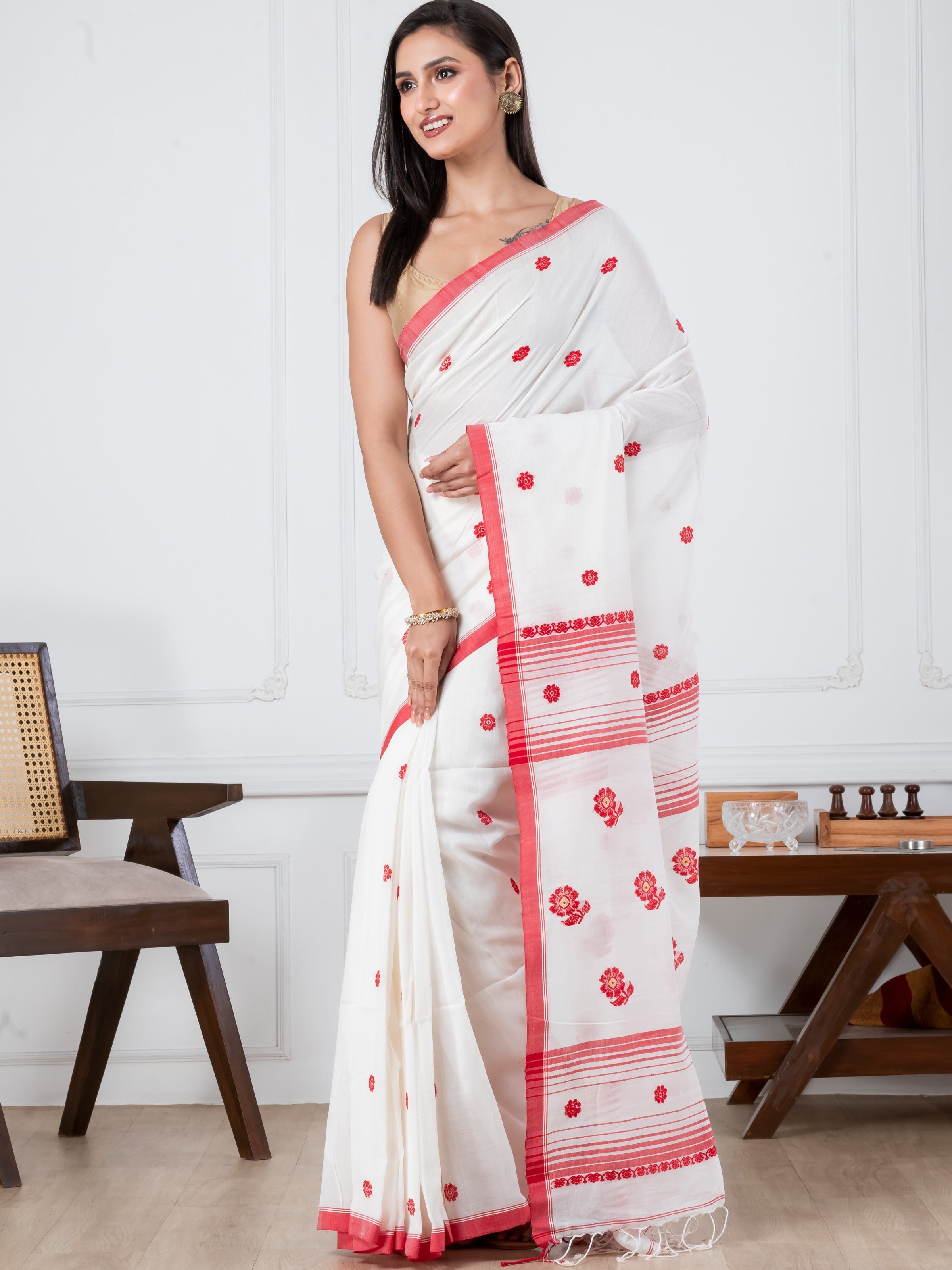 Premium Handloom Mercerized Red White Cotton Saree
