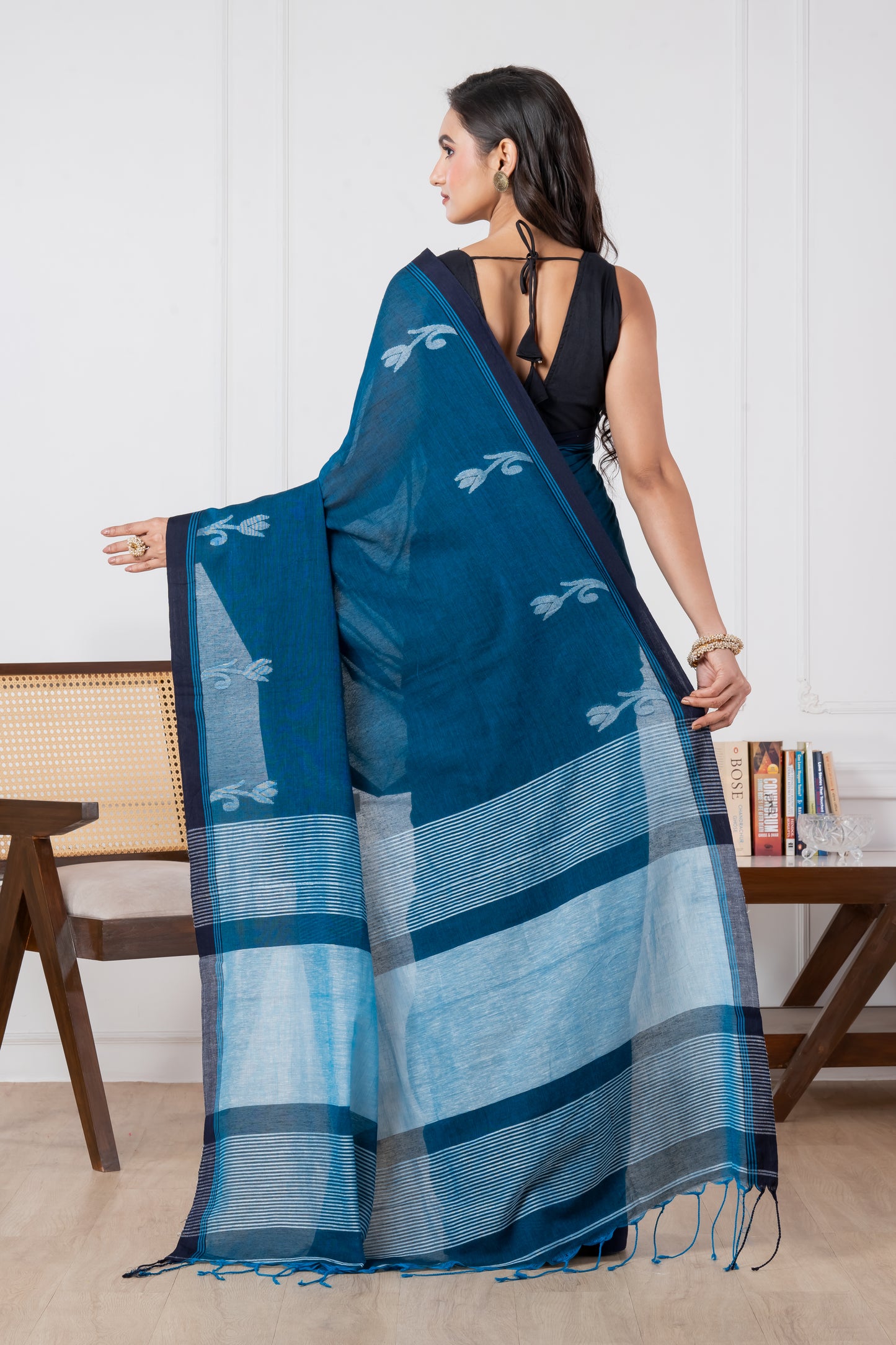 Premium Handloom Midnight Blue & Matka Pallu Cotton Saree