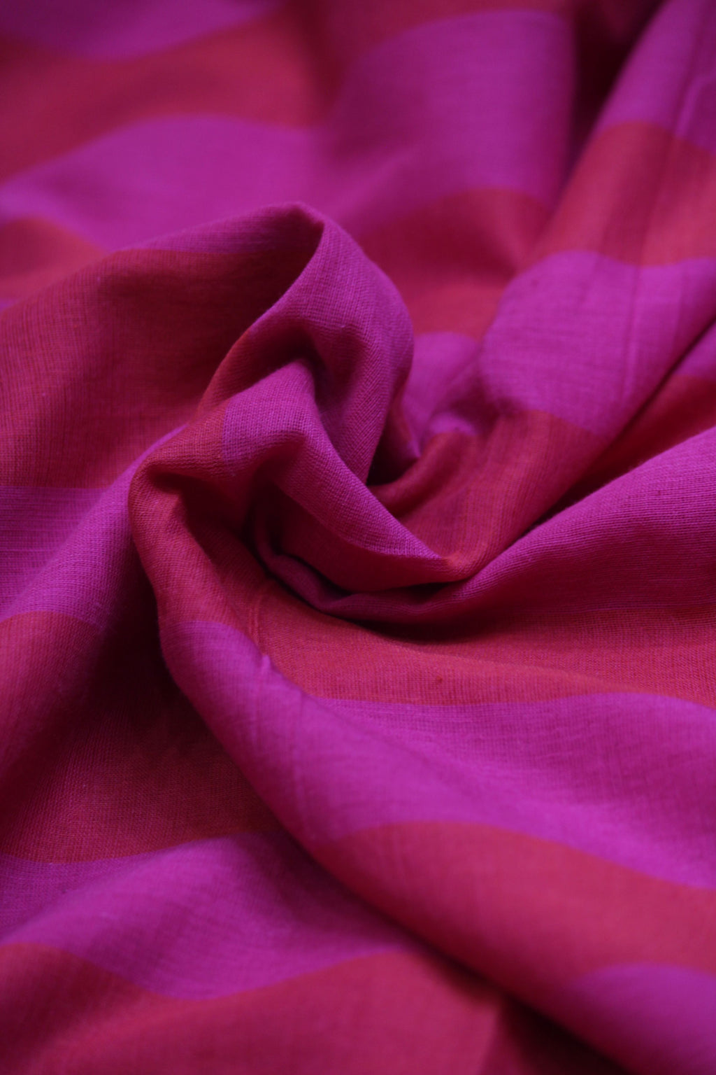 Red Pink Handloom Mul Cotton Saree