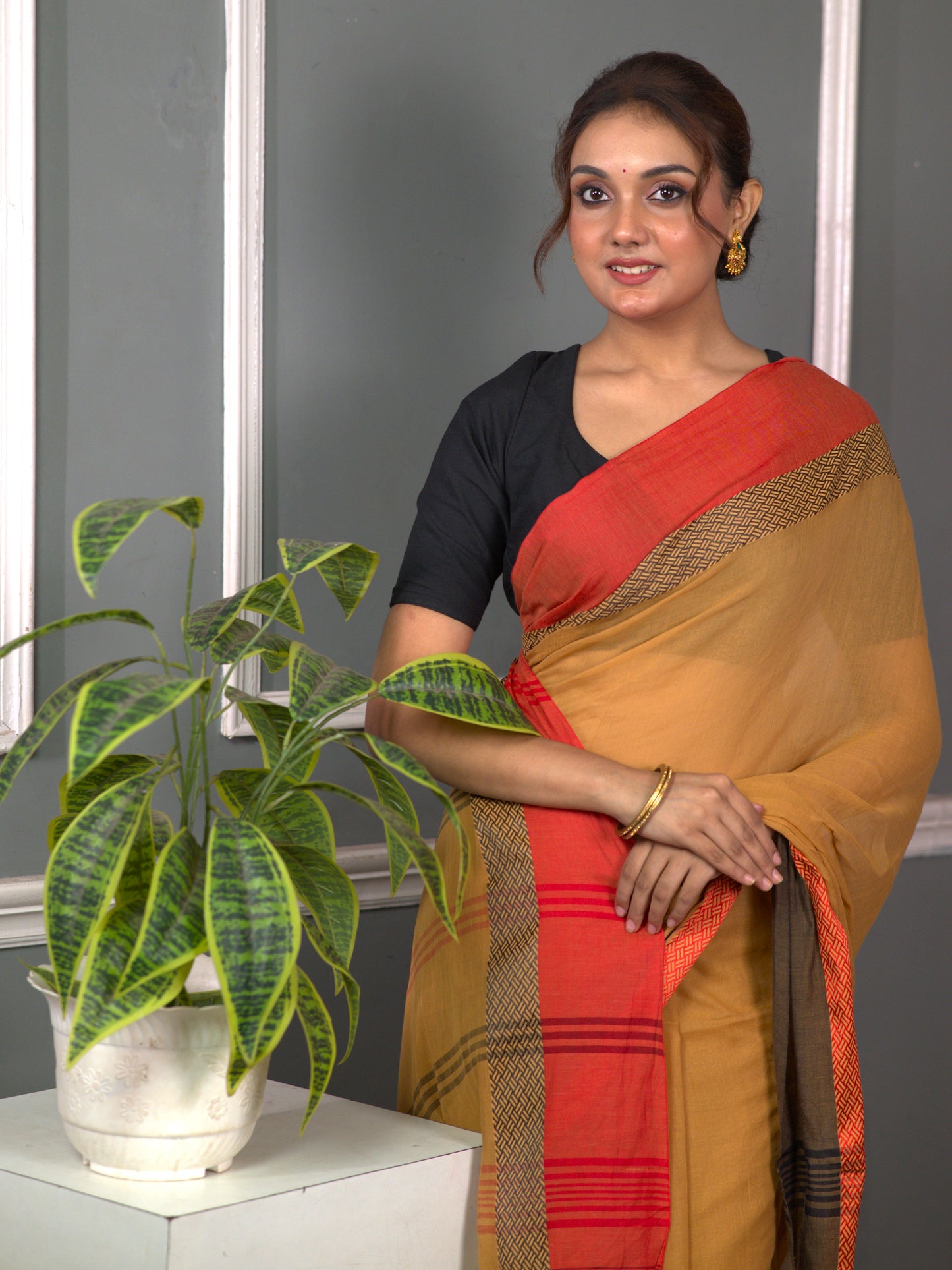Sandalwood and Red, Gray Pure Mul Mul Saree
