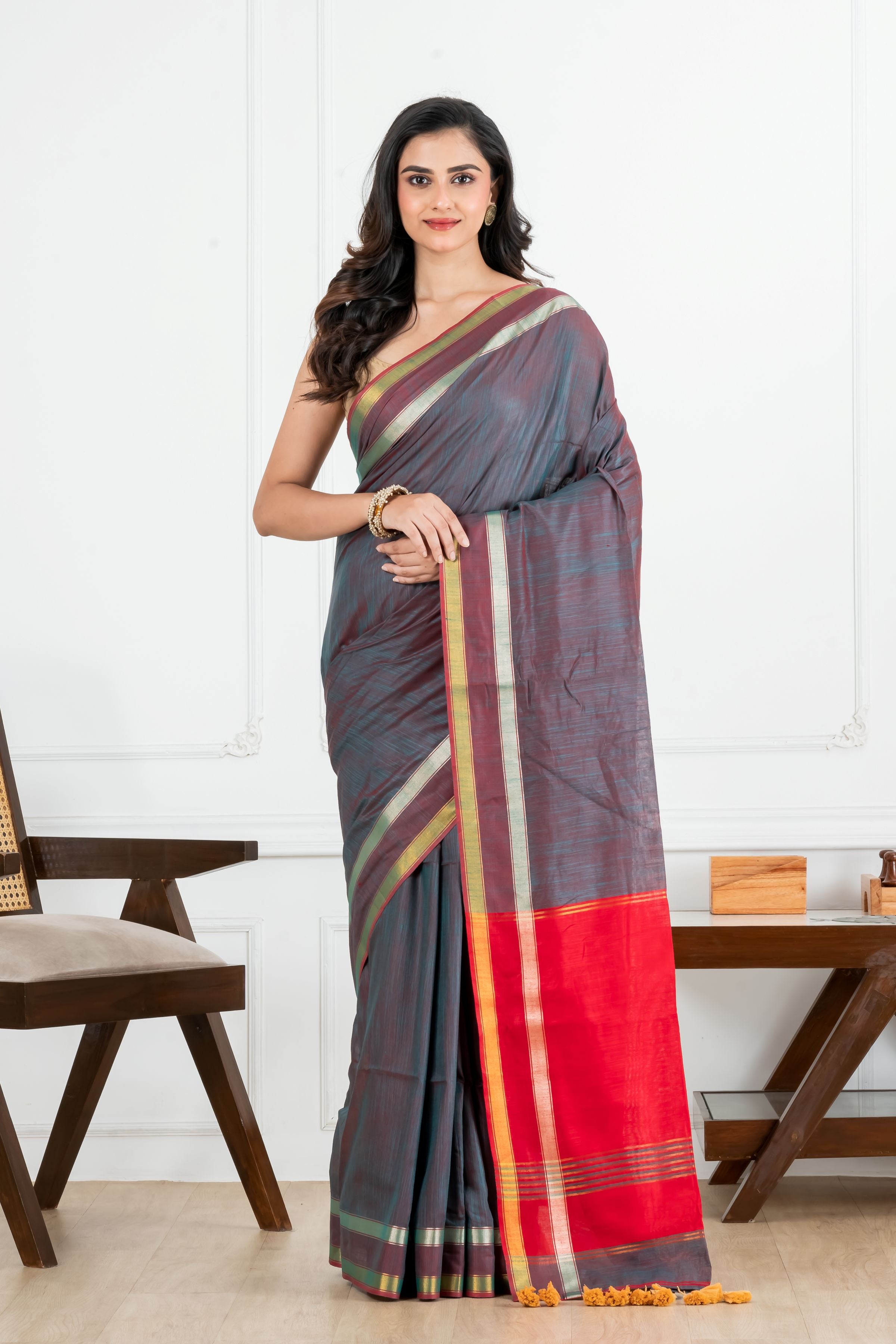 Steel Colour Body with Red Pallu Cotton Saree