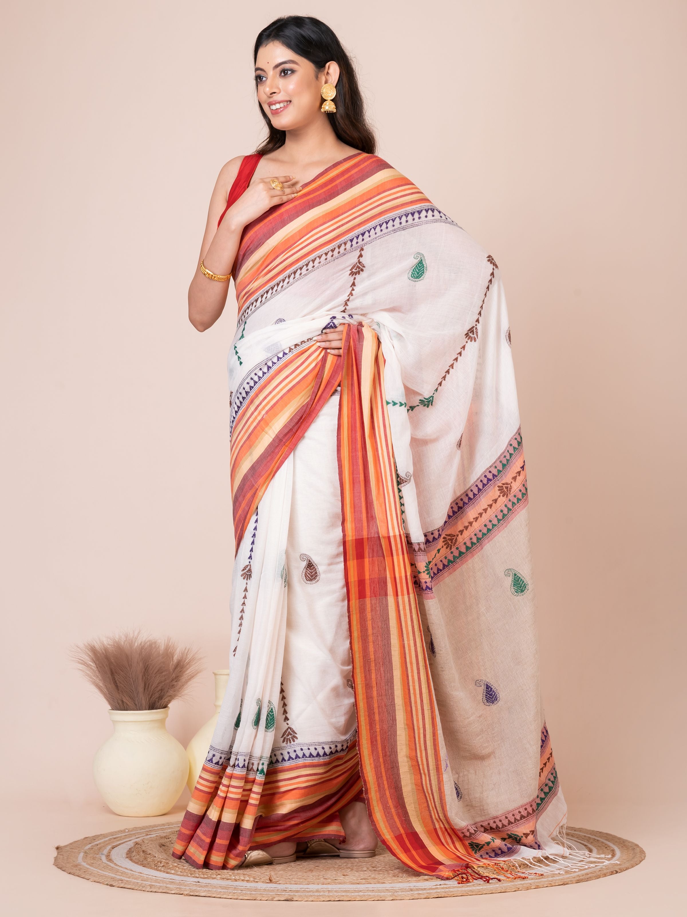 White Handloom Cellular Cotton Kantha Work Saree
