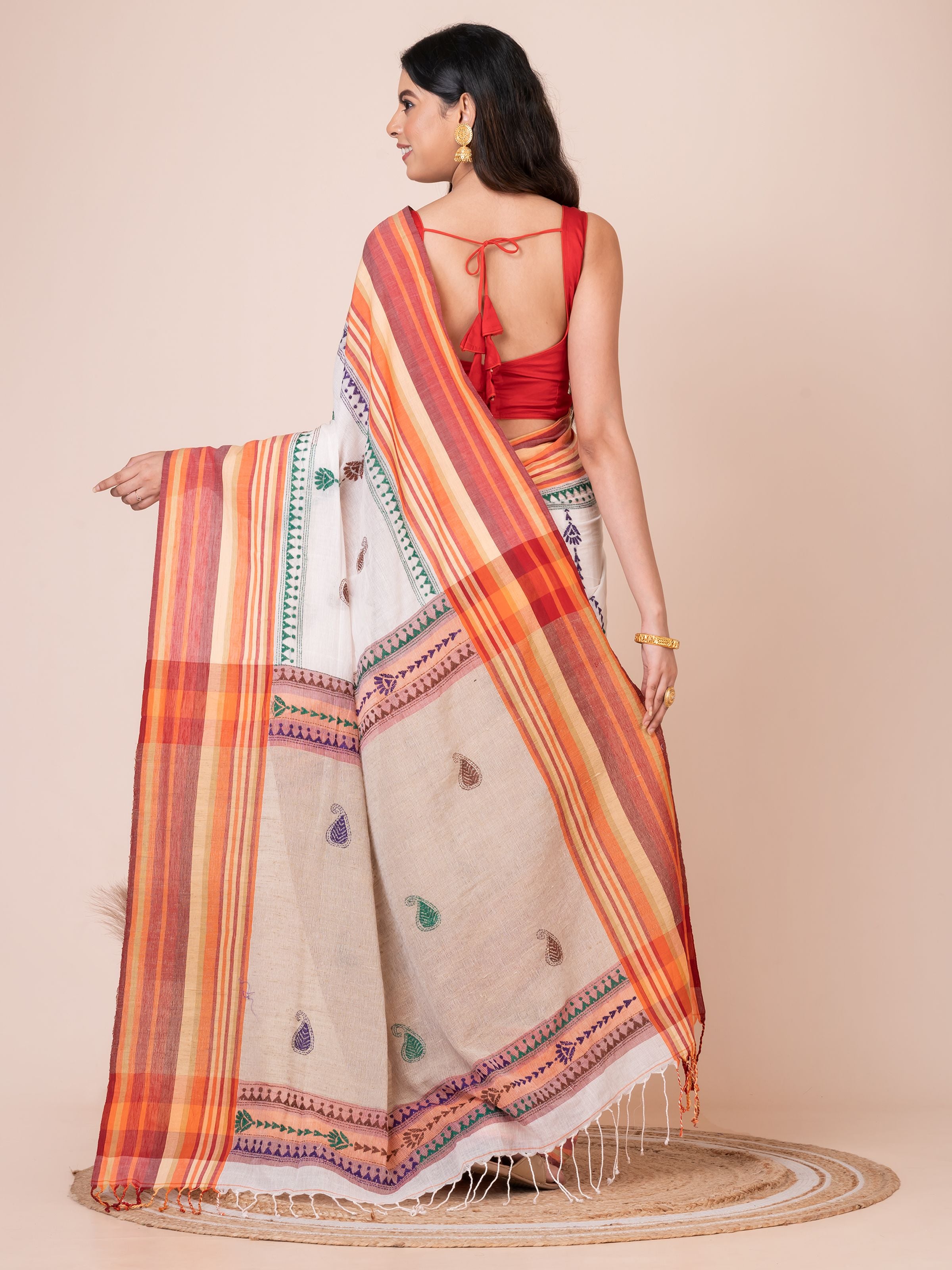 White Handloom Cellular Cotton Kantha Work Saree